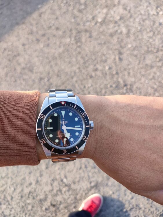 チューダー ブラックベイ 79030N（高級時計）の商品画像 - 査定依頼日：2025年10月5日 - 最高査定価格：400,000円