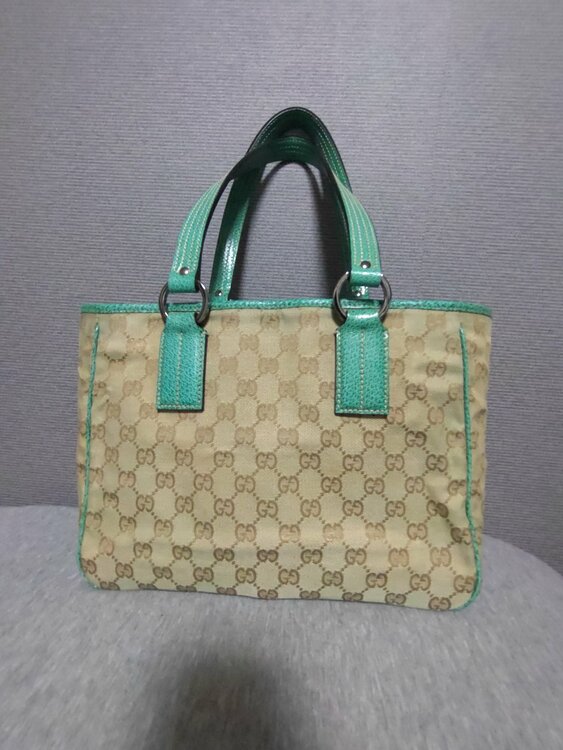 GUCCIトートバッグ GGキャンバス 型番:113019（ブランドバッグ）の商品画像 - 査定依頼日：2026年3月8日 - 最高査定価格：10,000円