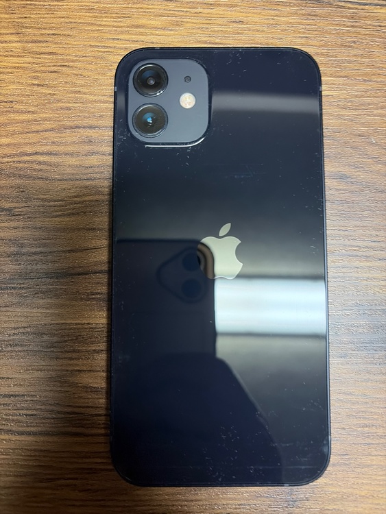 iPhone iPhone 12 128GB au（スマホ）の商品画像 - 査定依頼日：2026年9月9日 - 最高査定価格：23,000円