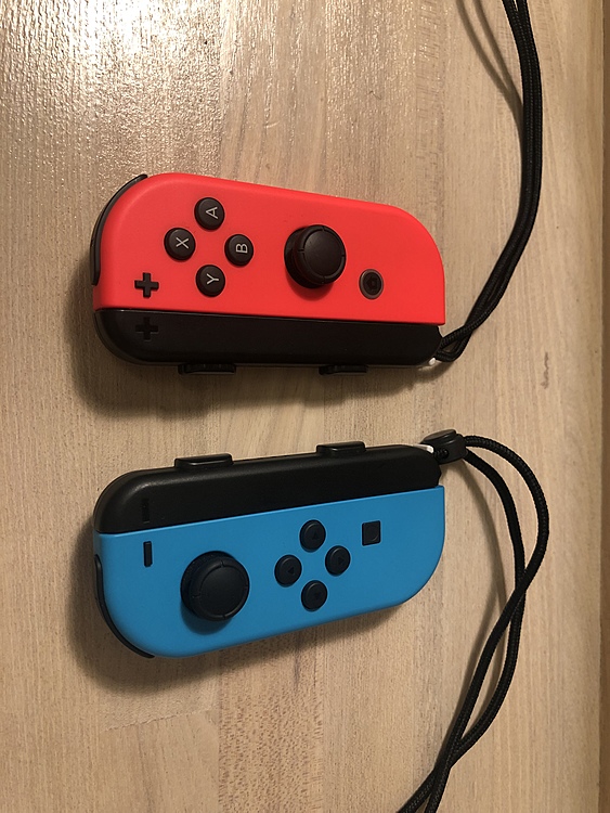 Nintendo Switch本体 /Joy-Con(L) ネオンブルー/(R)（ゲーム機本体・ゲームソフト）の商品画像 - 査定依頼日：2019年10月20日 - 最高査定価格：22,200円