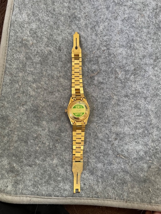 ロレックス デイデイト （高級時計）の商品画像 - 査定依頼日：2025年11月14日 - 最高査定価格：2,550,000円