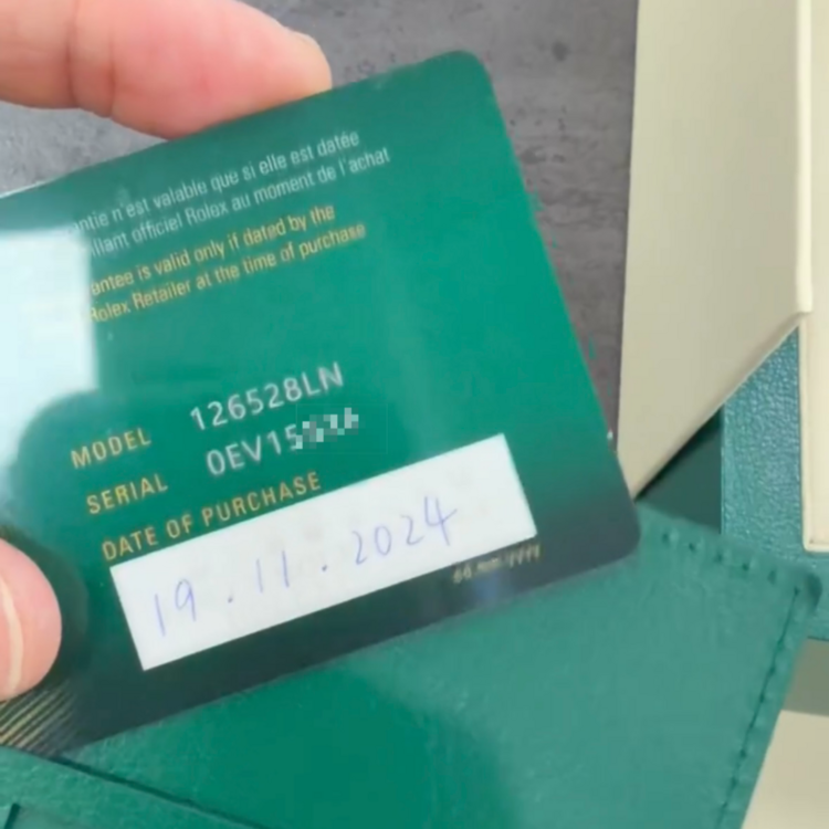 ロレックス デイトナ 126528LNるま（高級時計）の商品画像 - 査定依頼日：2025年12月10日 - 最高査定価格：32,000,000円