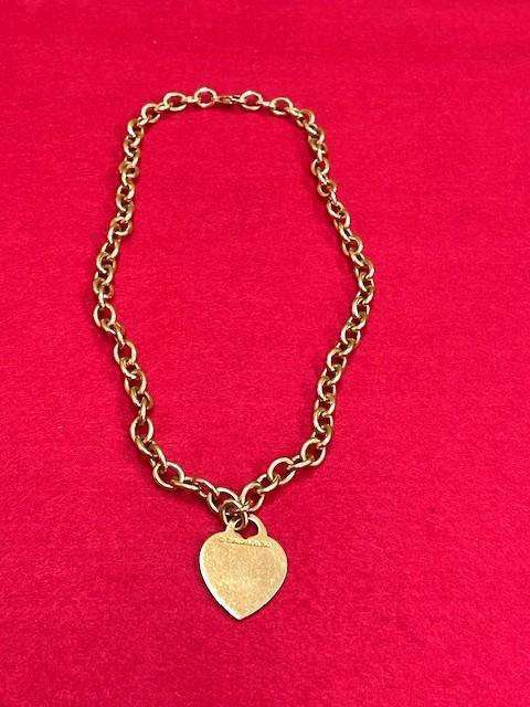 廃盤 ティファニー リターン トゥ ティファニー ハート ネックレス（金・貴金属）の商品画像 - 査定依頼日：2025年3月17日 - 最高査定価格：670,000円