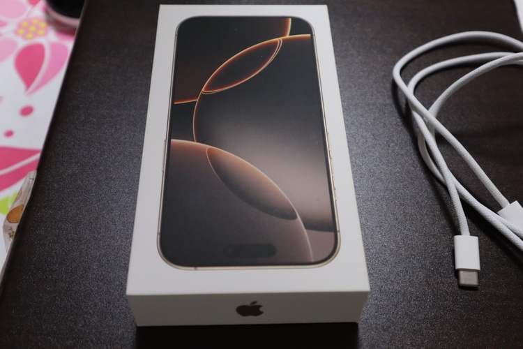 iPhone16Pro512ギガデザートチタニウム（スマホ）の商品画像 - 査定依頼日：2025年9月16日 - 最高査定価格：160,000円