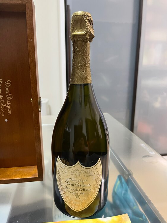 シャンパン ドン・ペリニヨン （お酒）の商品画像 - 査定依頼日：2025年5月13日 - 最高査定価格：85,000円