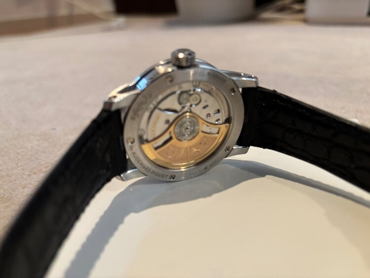 オーデマピゲ その他 code11.5（高級時計）の商品画像 - 査定依頼日：2025年5月6日 - 最高査定価格：2,000,000円