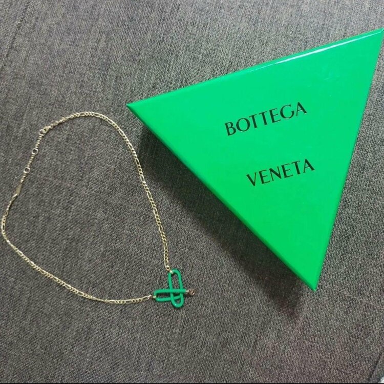 ボッテガヴェネタ　ネックレス（ブランド財布・小物）の商品画像 - 査定依頼日：2025年12月14日 - 最高査定価格：20,000円