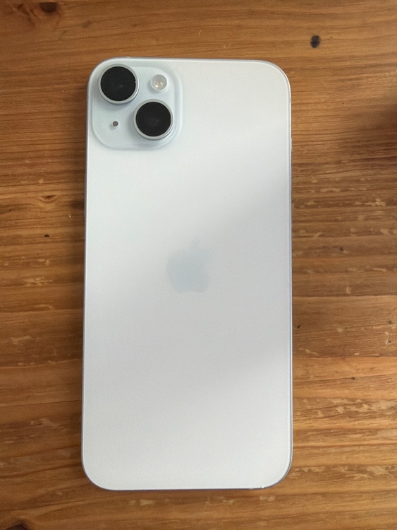 iPhone iPhone 15 Plus 128GB SIMフリー（スマホ）の商品画像 - 査定依頼日：2026年8月11日 - 最高査定価格：40,000円