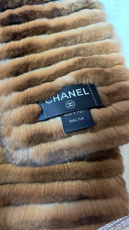 シャネル オリラグマフラー（古着・ファッション）の商品画像 - 査定依頼日：2025年8月6日 - 最高査定価格：180,000円