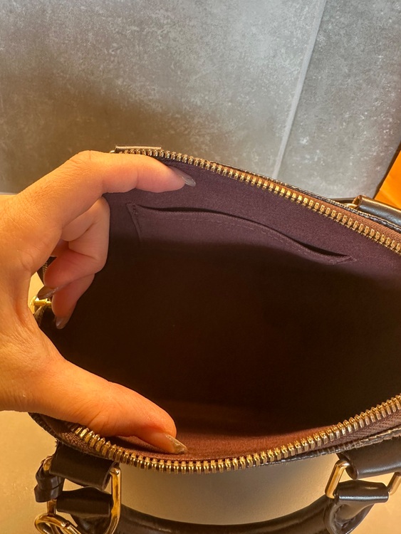 アルマ BB ダミエ・エベヌ（ブランドバッグ）の商品画像 - 査定依頼日：2025年10月2日 - 最高査定価格：170,000円