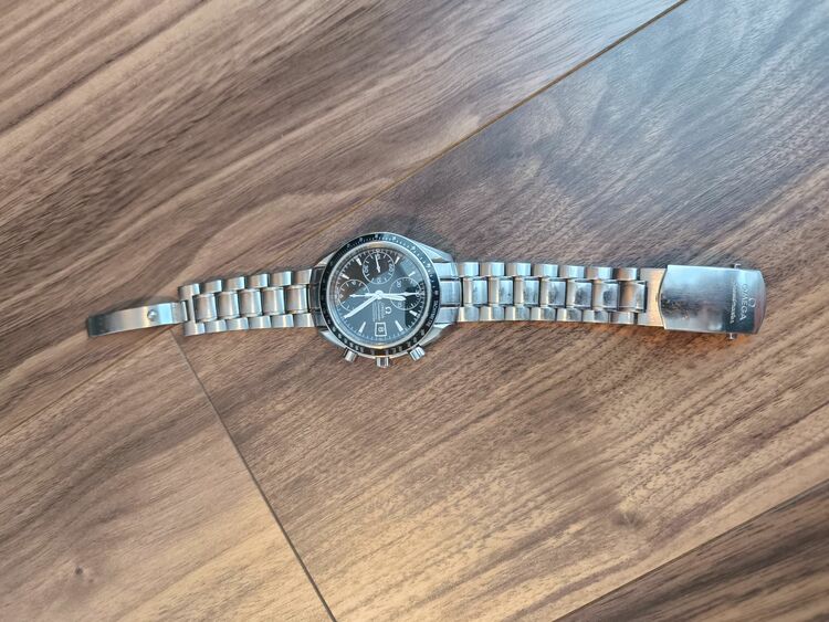 オメガ スピードマスター 32105000（高級時計）の商品画像 - 査定依頼日：2025年8月29日 - 最高査定価格：300,000円