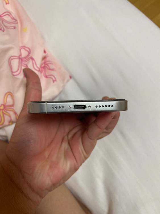 iPhone 16 Pro Max 256GB SIMフリー（スマホ）の商品画像 - 査定依頼日：2026年3月20日 - 最高査定価格：130,000円