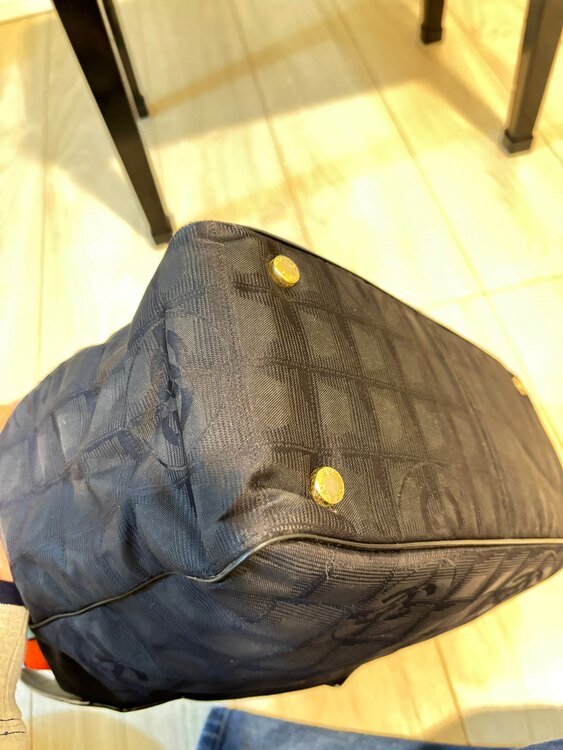 ニュートラベルラインpm（ブランドバッグ）の商品画像 - 査定依頼日：2025年3月24日 - 最高査定価格：60,000円