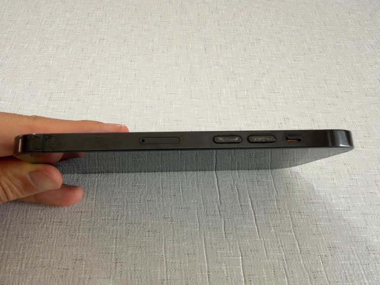 iPhone iPhone 14 Pro 256GB SIMフリー（スマホ）の商品画像 - 査定依頼日：2026年10月28日 - 最高査定価格：66,000円