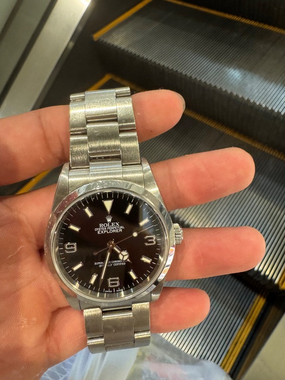 ロレックス エクスプローラー 11427（高級時計）の商品画像 - 査定依頼日：2025年8月31日 - 最高査定価格：860,000円