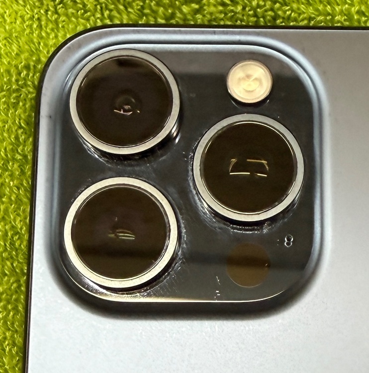 iPhone iPhone 15 Pro Max 256GB SIMフリー（スマホ）の商品画像 - 査定依頼日：2026年9月18日 - 最高査定価格：106,000円