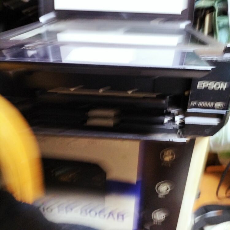 EPSON カラリオ･プリンター EP-806AB（家電）の商品画像 - 査定依頼日：2025年10月14日 - 最高査定価格：10,500円