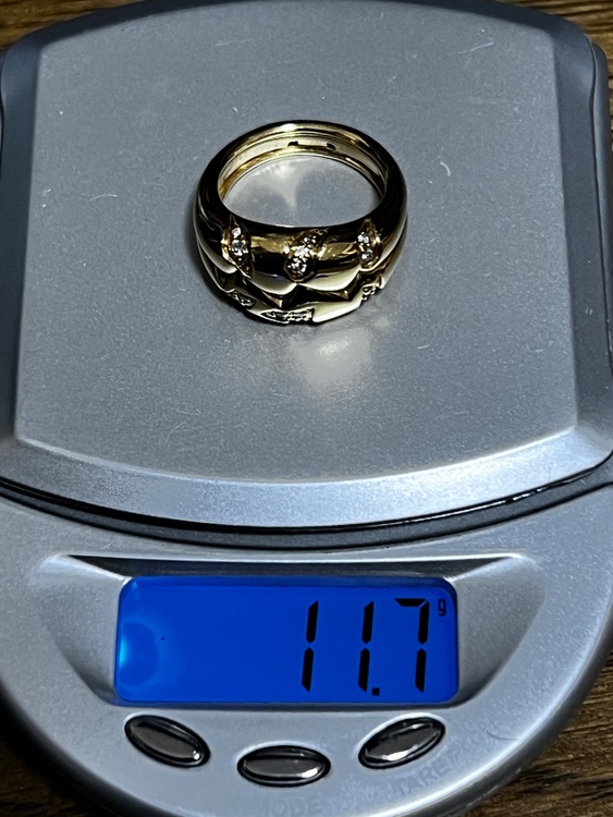 ルビー、ダイヤモンド、18金リング（宝石）の商品画像 - 査定依頼日：2026年8月29日 - 最高査定価格：250,000円