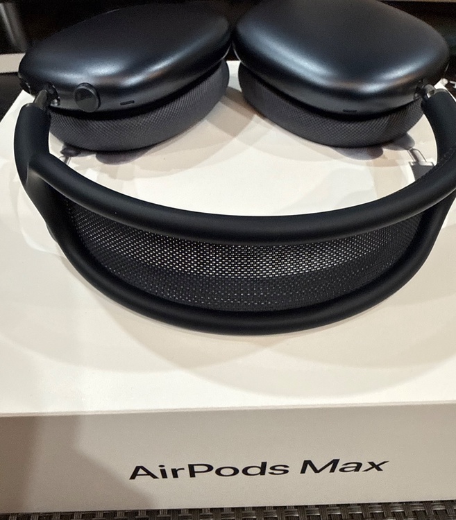 AirPodsMax（オーディオ・スピーカー）の商品画像 - 査定依頼日：2026年3月4日 - 最高査定価格：34,000円