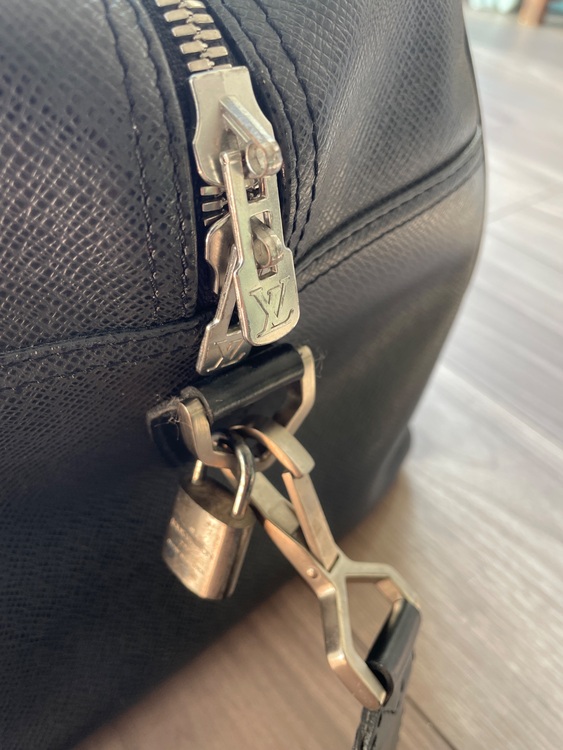 ルイヴィトン タイガ （ブランドバッグ）の商品画像 - 査定依頼日：2025年11月24日 - 最高査定価格：70,000円