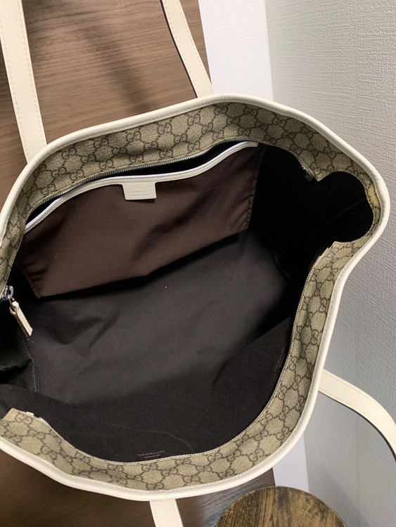 GUCCI アイボリー 211137（ブランドバッグ）の商品画像 - 査定依頼日：2025年7月2日 - 最高査定価格：50,000円