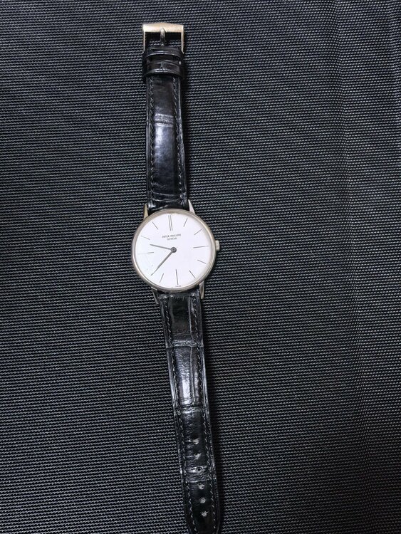 Ref.2592-1 Cal.23-300 WG（高級時計）の商品画像 - 査定依頼日：2026年3月11日 - 最高査定価格：2,000,000円