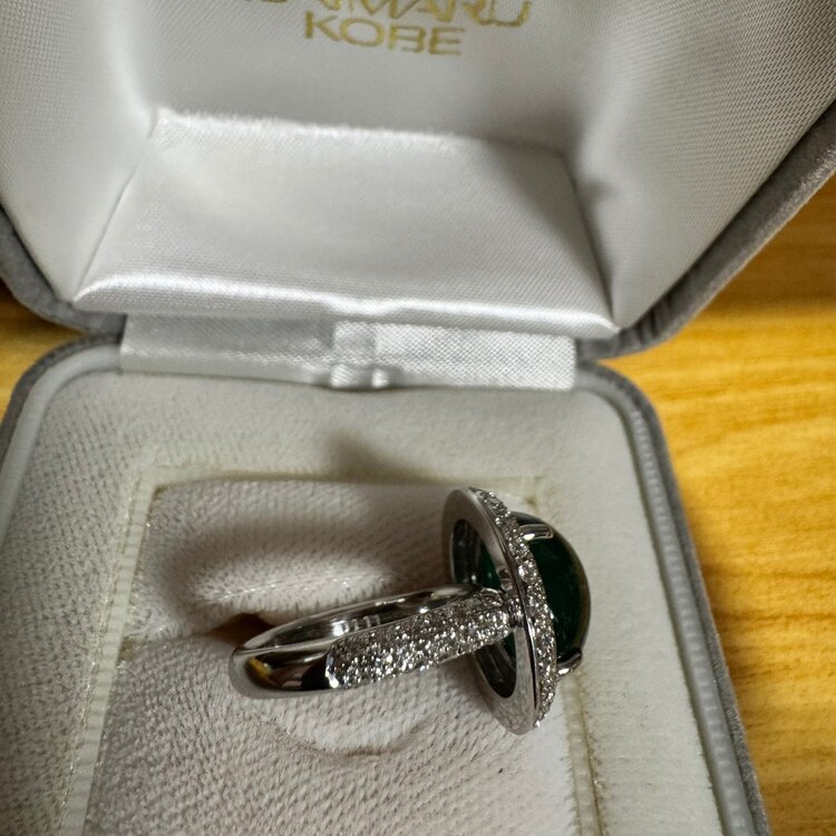 エメラルド ダイヤモンドリング（宝石）の商品画像 - 査定依頼日：2025年5月22日 - 最高査定価格：500,000円