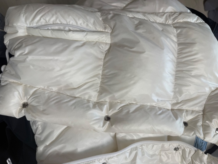 コンバーチブルジャケット（古着・ファッション）の商品画像 - 査定依頼日：2025年6月30日 - 最高査定価格：100,000円