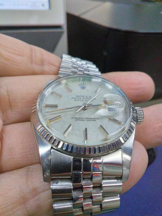 シルバーモザイク（高級時計）の商品画像 - 査定依頼日：2025年3月24日 - 最高査定価格：650,000円