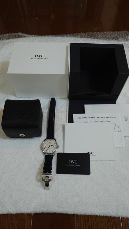 IWC  ポルトギーゼ　オートマティック42（高級時計）の商品画像 - 査定依頼日：2025年10月7日 - 最高査定価格：1,350,000円