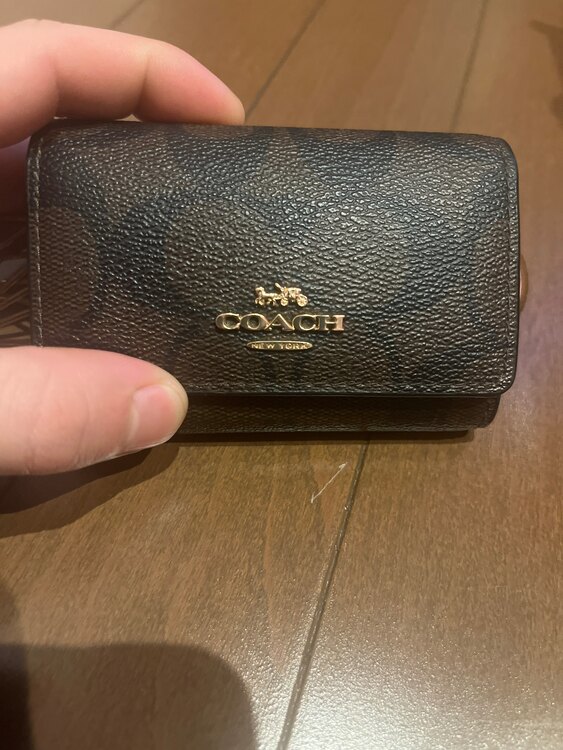 コーチキーケース型番は忘れてしまいました（ブランド財布・小物）の商品画像 - 査定依頼日：2025年3月1日 - 最高査定価格：100,000円