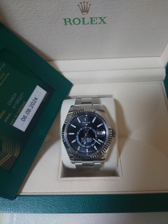 ロレックス スカイドゥエラー （高級時計）の商品画像 - 査定依頼日：2025年7月12日 - 最高査定価格：3,100,000円