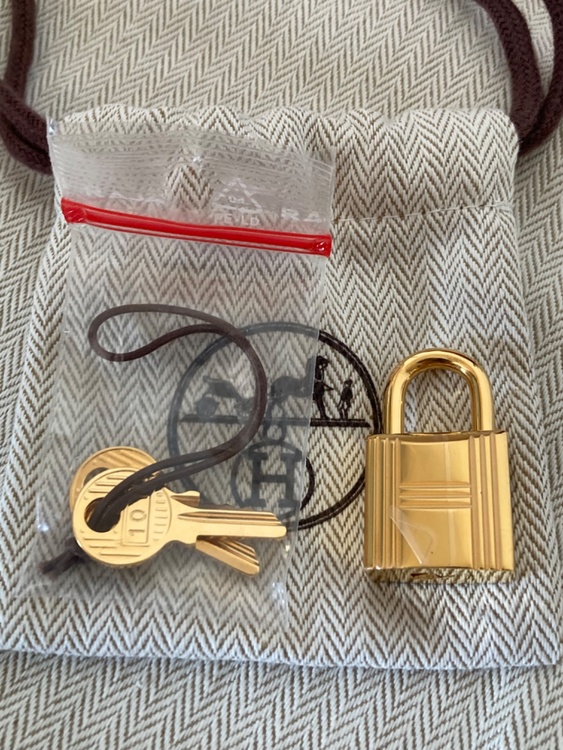 エルメス ピコタン （ブランドバッグ）の商品画像 - 査定依頼日：2026年1月14日 - 最高査定価格：450,000円