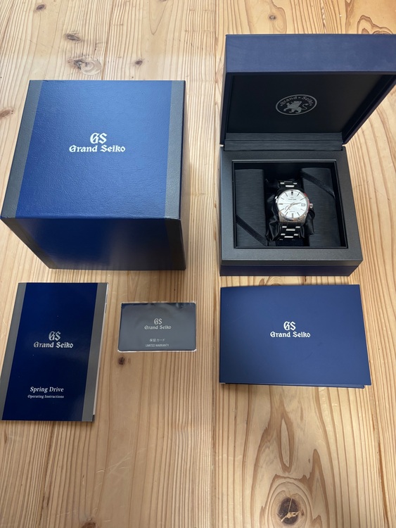 セイコー スプリントドライブ sbga46（高級時計）の商品画像 - 査定依頼日：2025年11月17日 - 最高査定価格：400,000円