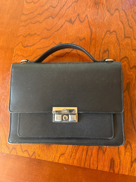 グッチ  （ブランドバッグ）の商品画像 - 査定依頼日：2026年3月11日 - 最高査定価格：30,000円