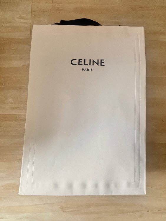 ハンドバッグショルダーバッグベルトバッグナノサイズ2WAY ラベンダー（ブランドバッグ）の商品画像 - 査定依頼日：2023年3月18日 - 最高査定価格：150,000円