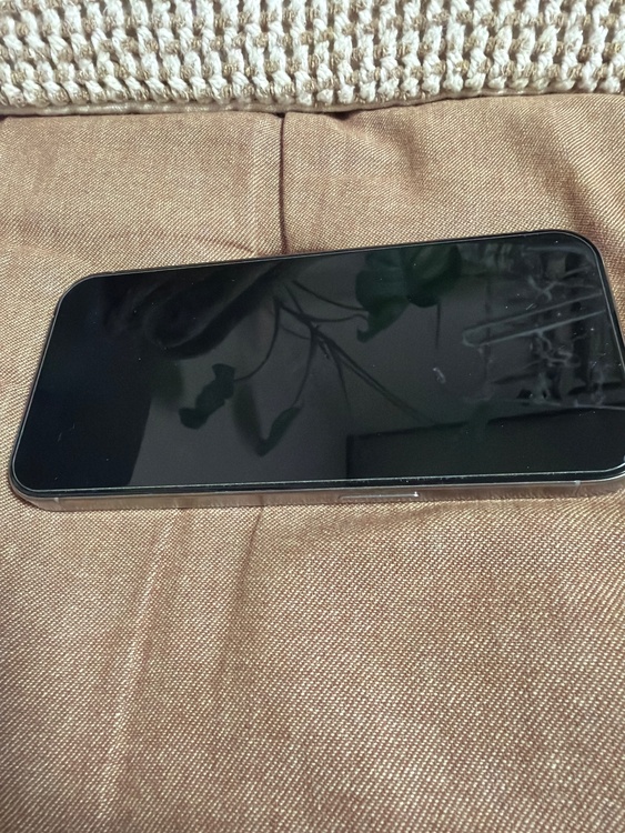 iPhone iPhone 16 Pro 128GB Softbank（スマホ）の商品画像 - 査定依頼日：2026年7月15日 - 最高査定価格：103,000円