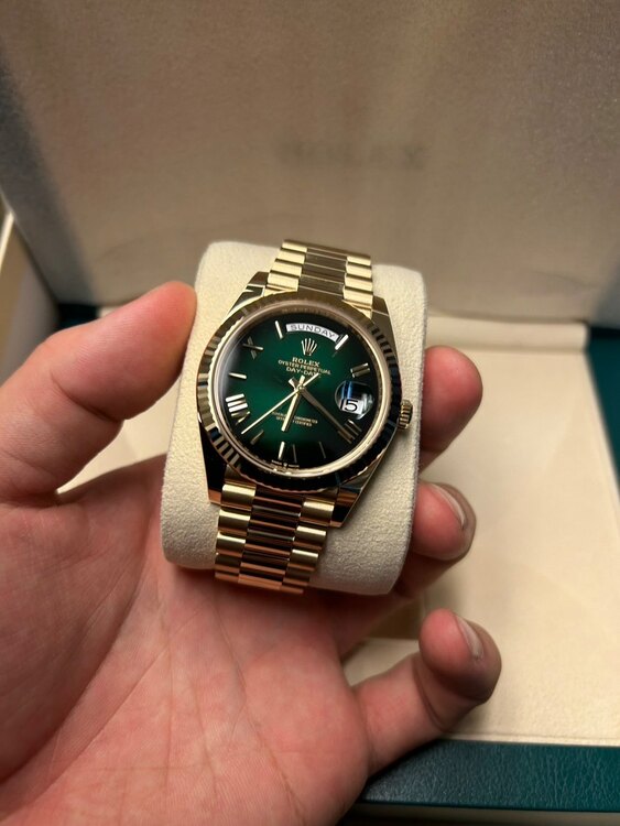ロレックス デイデイト 22823（高級時計）の商品画像 - 査定依頼日：2024年12月18日 - 最高査定価格：8,000,000円