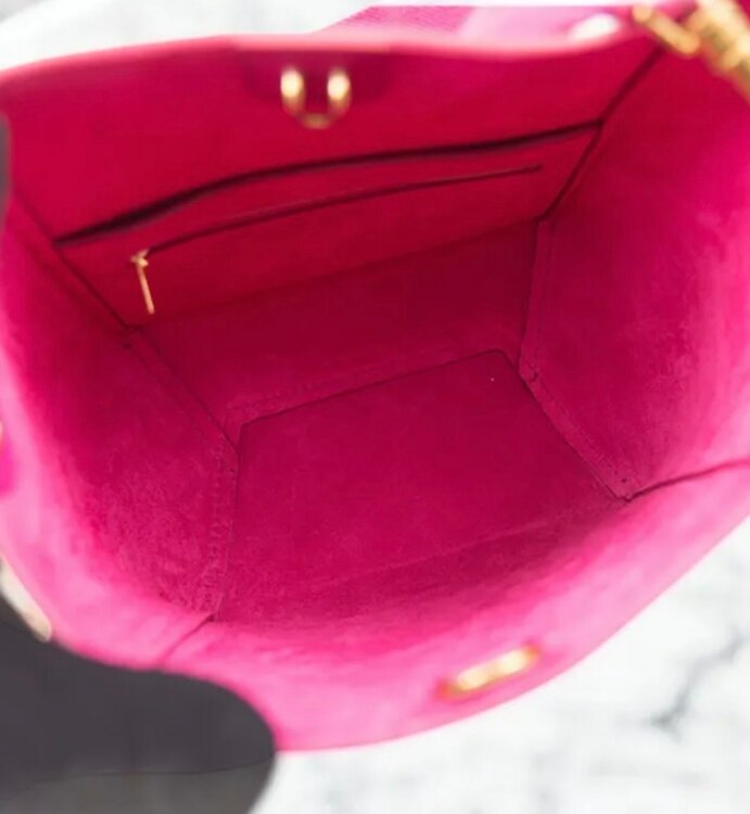 セリーヌ  （ブランドバッグ）の商品画像 - 査定依頼日：2025年1月28日 - 最高査定価格：60,000円