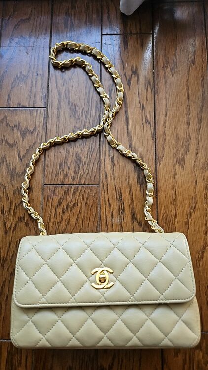 シャネル（ブランドバッグ）の商品画像 - 査定依頼日：2025年7月27日 - 最高査定価格：300,000円