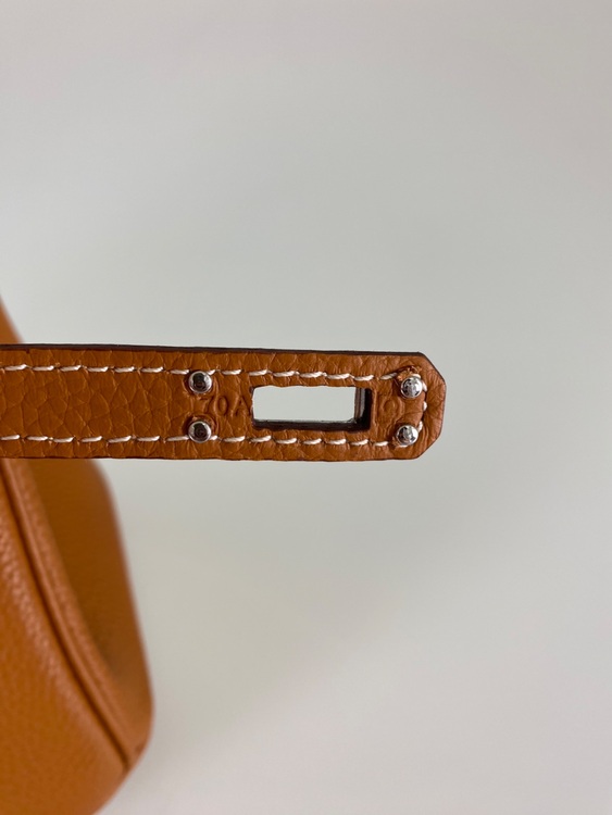 エルメス バーキン （ブランドバッグ）の商品画像 - 査定依頼日：2025年11月26日 - 最高査定価格：2,000,000円