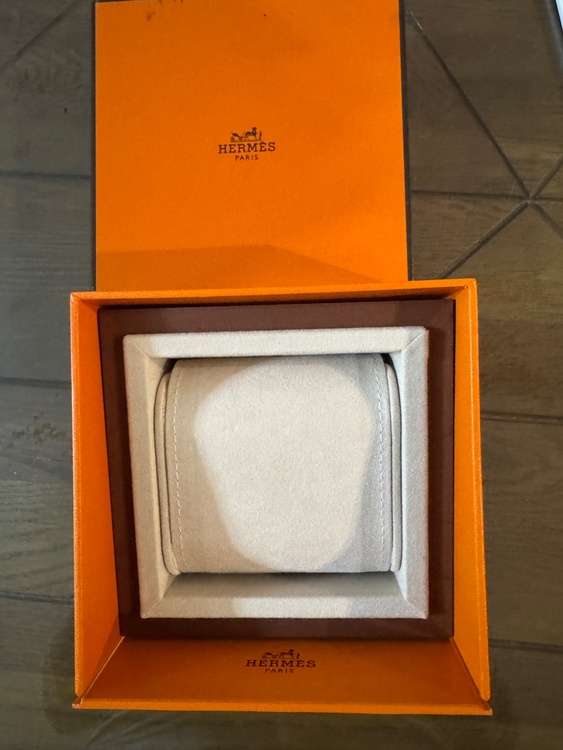 その他 その他 エルメス　HHI .210（高級時計）の商品画像 - 査定依頼日：2025年12月4日 - 最高査定価格：65,000円