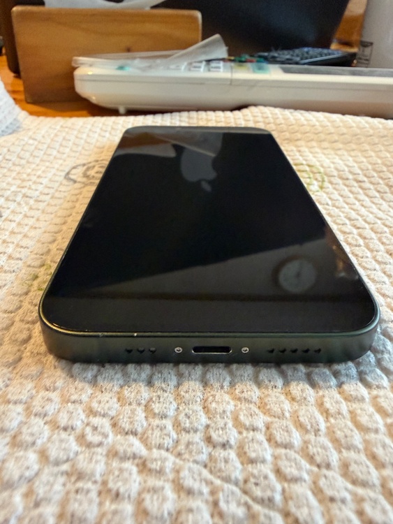 スマホ（スマホ）の商品画像 - 査定依頼日：2026年5月10日 - 最高査定価格：45,000円
