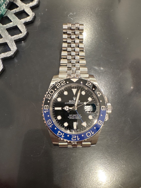ロレックス GMTマスター （高級時計）の商品画像 - 査定依頼日：2025年6月25日 - 最高査定価格：2,480,000円