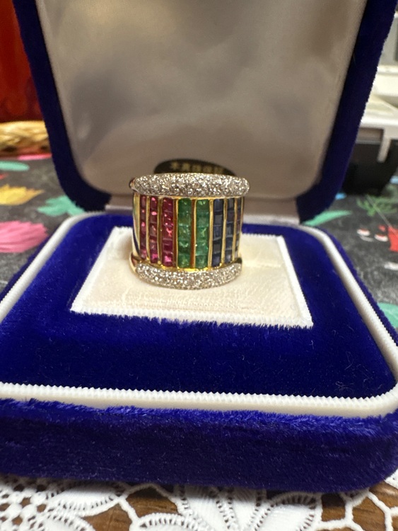 指輪（宝石）の商品画像 - 査定依頼日：2025年8月23日 - 最高査定価格：300,000円