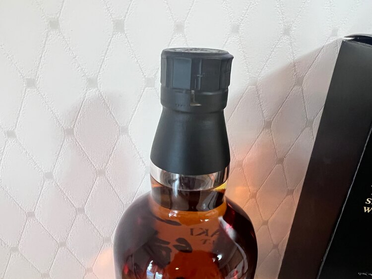 ウイスキー サントリー山崎 （お酒）の商品画像 - 査定依頼日：2025年5月14日 - 最高査定価格：74,000円