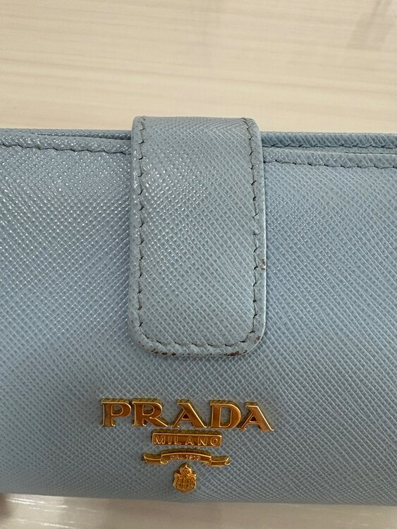 プラダ  （ブランドバッグ）の商品画像 - 査定依頼日：2025年4月30日 - 最高査定価格：15,000円