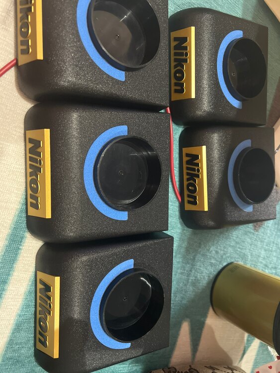 ニコンカメラ置き？（カメラ）の商品画像 - 査定依頼日：2025年5月12日 - 最高査定価格：1,000円
