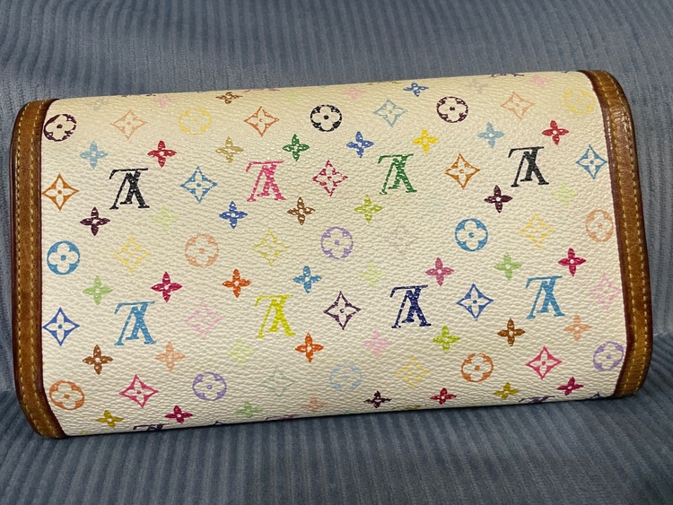 ルイヴィトン マルチカラー （ブランドバッグ）の商品画像 - 査定依頼日：2025年10月26日 - 最高査定価格：35,000円