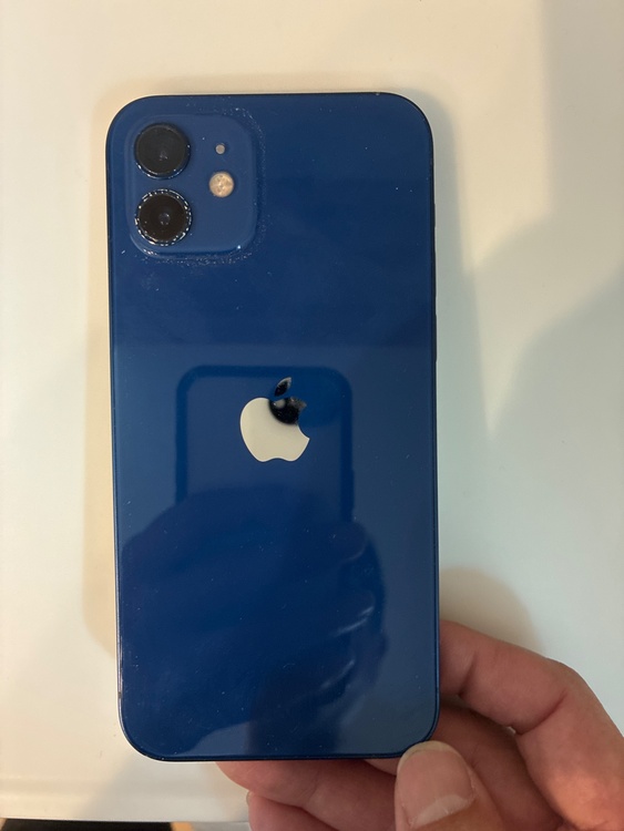 iPhone 12 64GB Softbank（スマホ）の商品画像 - 査定依頼日：2026年4月23日 - 最高査定価格：24,000円